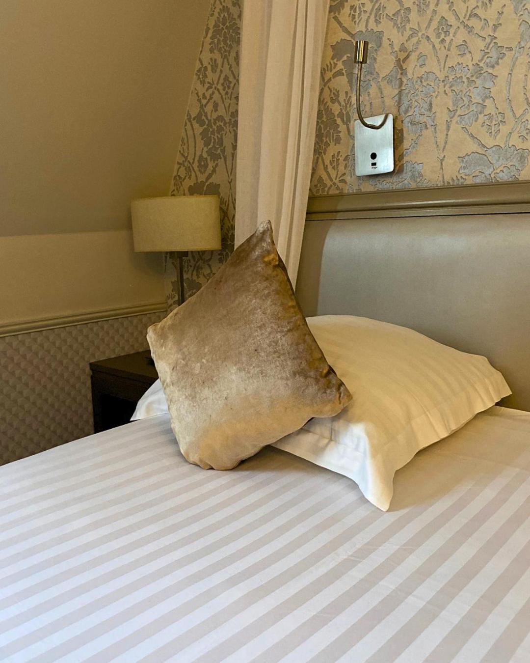 Hotel Monceau Wagram Paryż Pokój zdjęcie