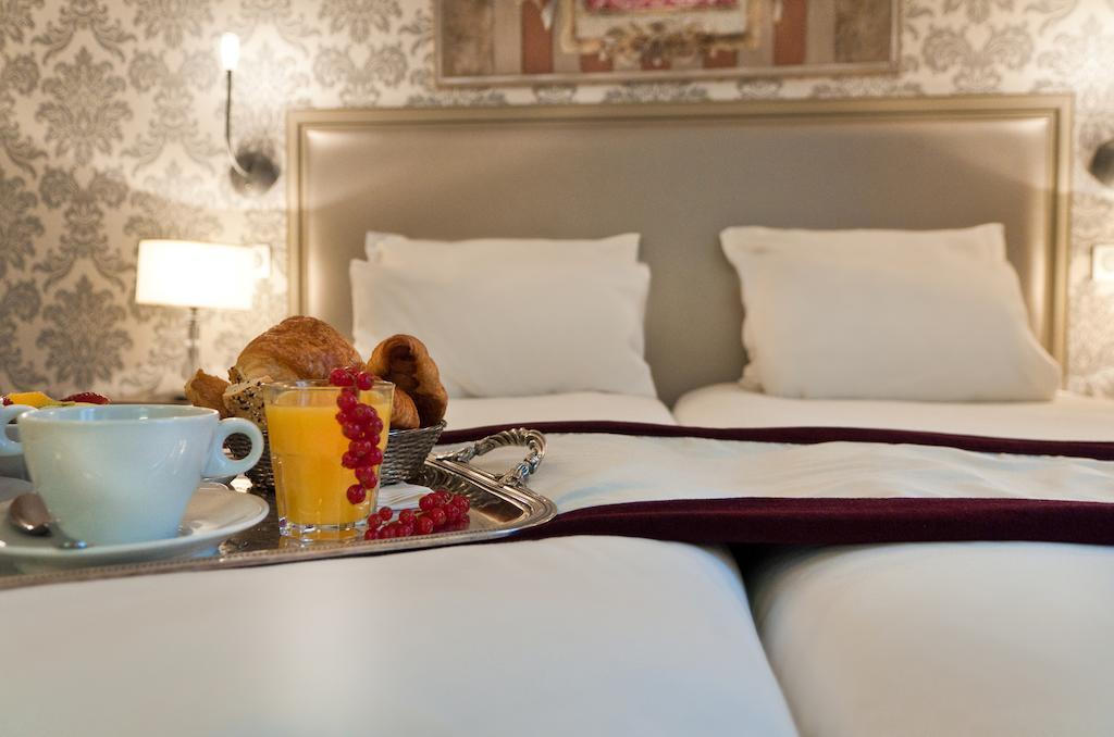Hotel Monceau Wagram Paryż Zewnętrze zdjęcie