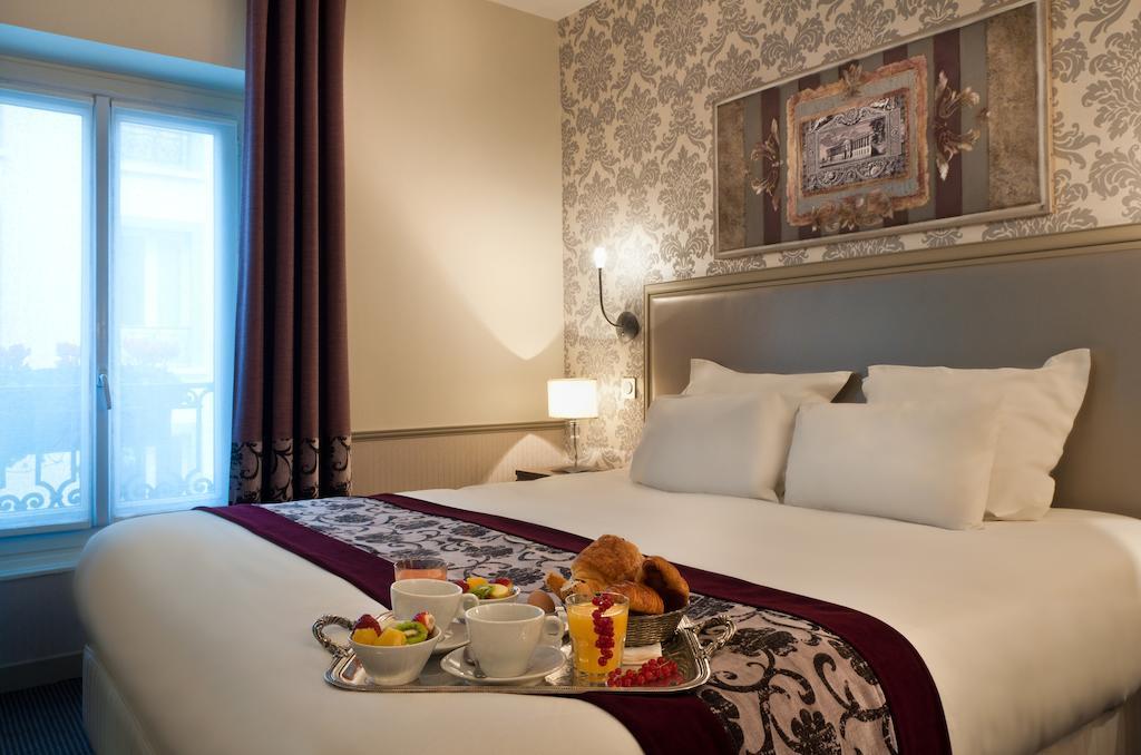 Hotel Monceau Wagram Paryż Zewnętrze zdjęcie