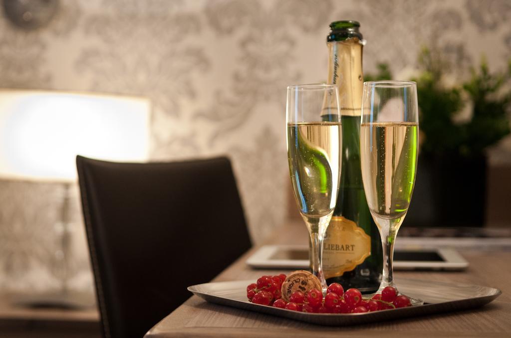 Hotel Monceau Wagram Paryż Zewnętrze zdjęcie